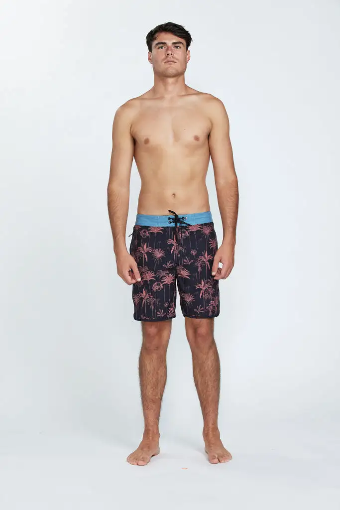 JUNGLE 83 FIT 18 BOARDSHORT