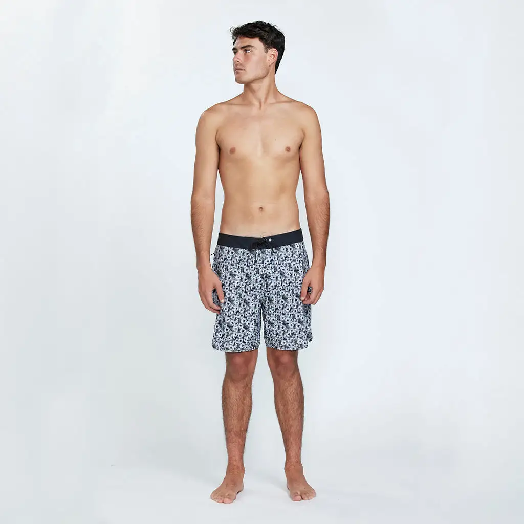 MUMS 83 FIT 18 BOARDSHORT